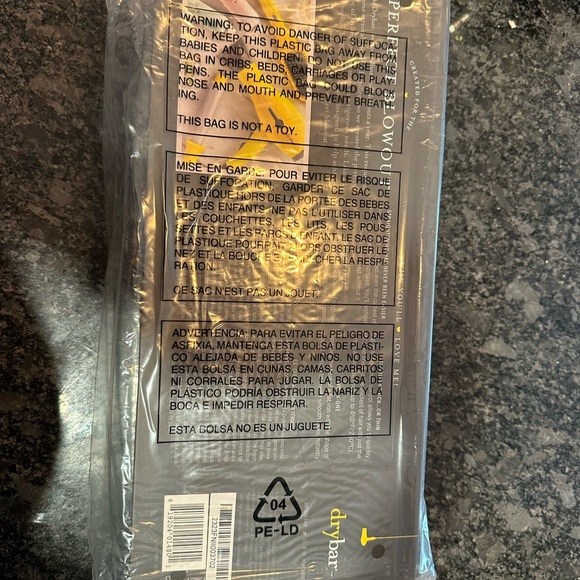 Drybar The Brush Crush Heated Straightening Brush - Yellow - Picture 5 of 5